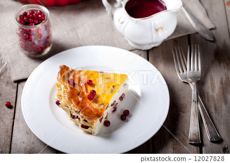 Cottage cheese pudding with cranberry sauce Cottage cheese pudding with cranberry sauce 12027828