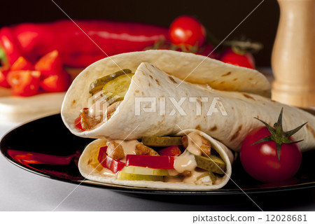 Tortilla 12028681