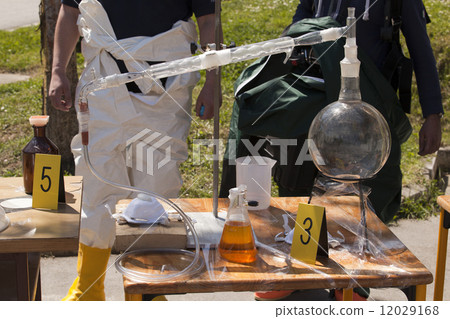 Illegal drug lab 12029168