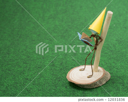 讀一個電線矮人 12031836