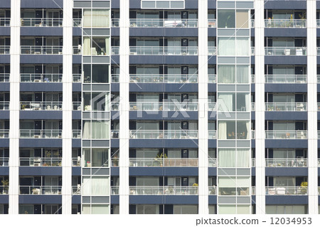 High-rise apartment in the coastal area 12034953