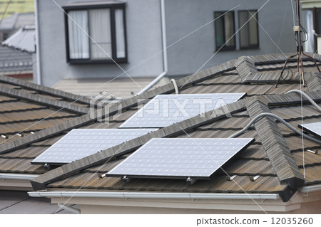 Solar water heater 12035260