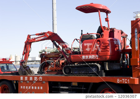 Fire truck heavy equipment transport vehicle 12036307