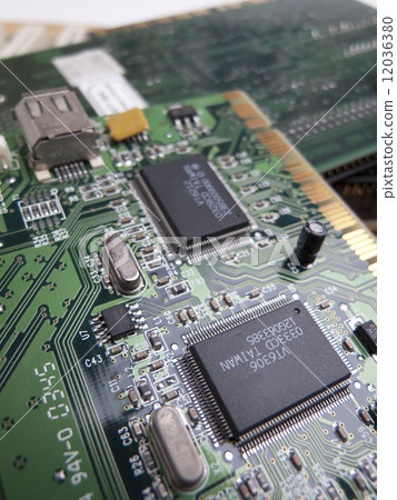 PC foundation 12036380