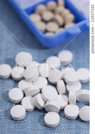 Supplements and pillcases 12037182