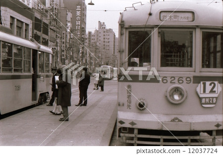TEPCO Showa在新宿站前45年 12037724