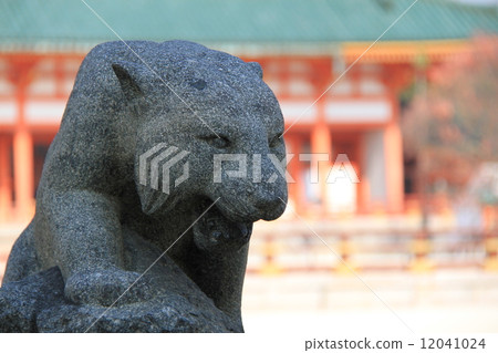 Heian Shrine Heian Shrine 12041024