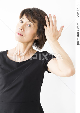 Middle-aged female 12041600