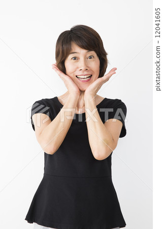 中年女性 12041605