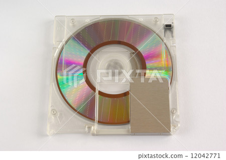 MO 230 M disk with sliding part opened MO 230 M disk with sliding part opened 12042771