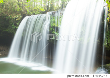 Nabegara Falls 12045234
