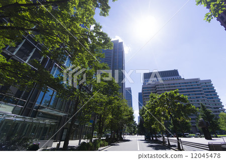 看著日本最大的辦公城市丸之內大手町Naka Dori 121 12045478