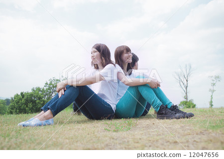 Youthful feeling Youthful feeling 12047656