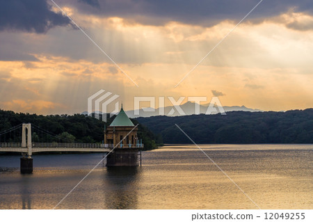 Sayama lake which the sunset shines Sayama lake which the sunset shines 12049255