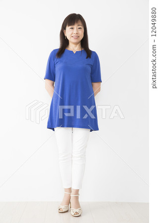 Middle-aged female 12049880