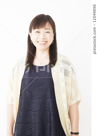 Middle-aged female 12049898