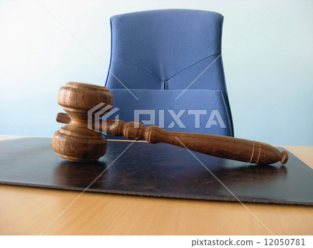 The court desk 12050781