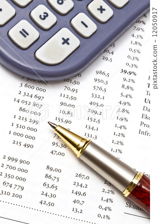 Data analyzing 12050917