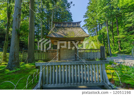 Somon of Linfeng temple in the summer 12051198
