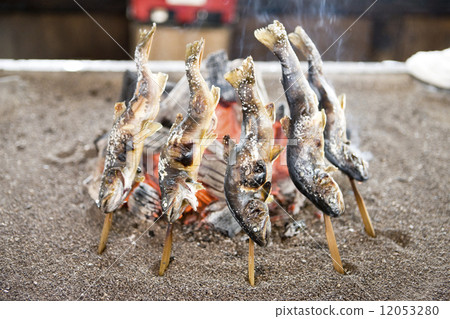 Charcoal grilling of rockfish 12053280