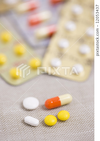 Internal medicine 12053437