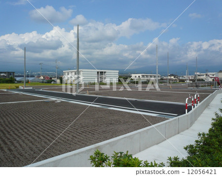 Subdivision 12056421