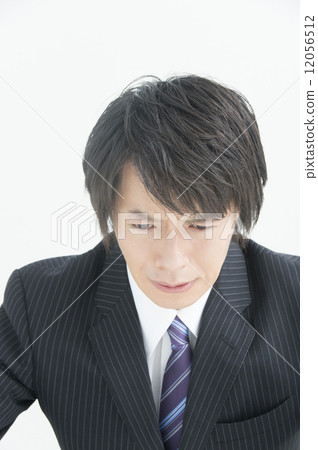 哭泣的商人 哭泣的商人 12056512