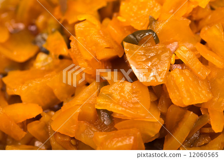 Fukujinzuke 12060565