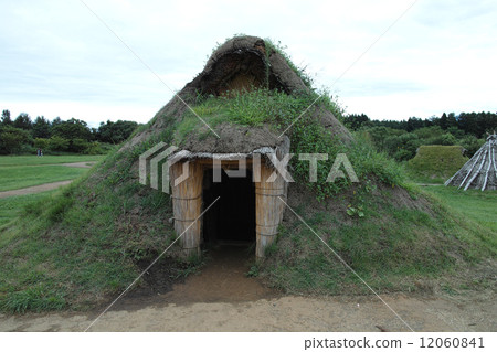 Sannai Maruyama ruins · pit dwellings Sannai Maruyama ruins · pit dwellings 12060841