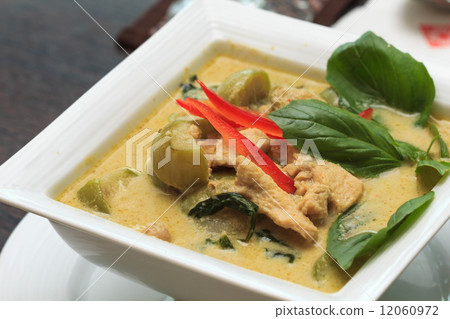 Green Curry Chicken 12060972