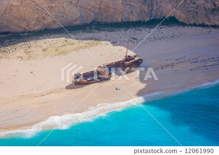 Amazing beach Navagio in Zakynthos Amazing beach Navagio in Zakynthos 12061990