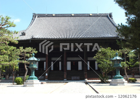 Kyoto Buddhist priest temple Kyoto Buddhist priest temple 12062176
