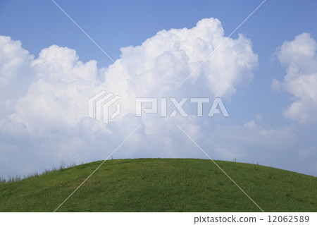 山和雲蓋 山和雲蓋 12062589