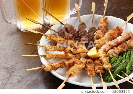  Yakitori and beer 12063305