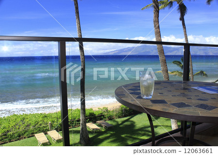 Moments of Maui 2 12063661