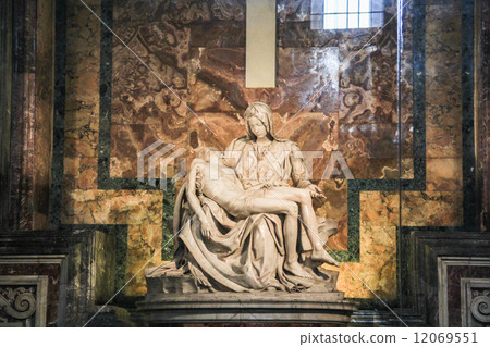 San Pietro's Pieta (Vatican City State) 12069551
