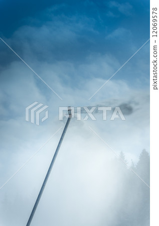 snow gun snow gun 12069578