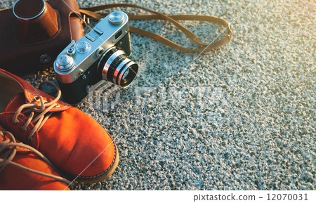 Old vintage camera 12070031