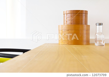 detail of modern interior decoration ,wooden box ,bottle,glass  12073709