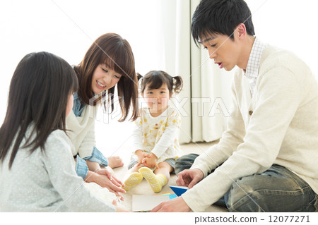 4 people family 4 people family 12077271