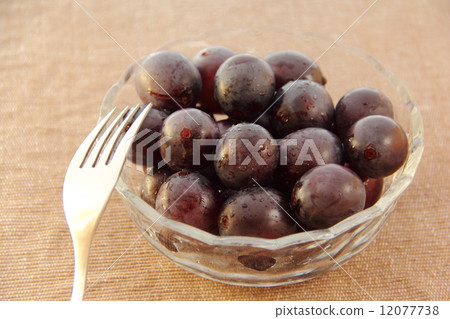 Grape Grape 12077738
