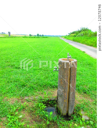 Tone River riverbed 12078746