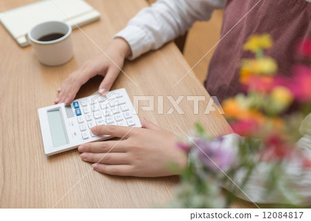 主婦和計算器 主婦和計算器 12084817