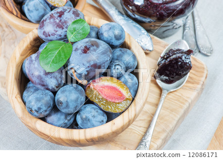 Plum jam 12086171