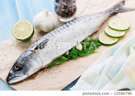 Fresh mackerel stuffed with dill and garlic 12086796