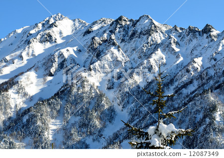 Morning Nishi Hotaka 12087349