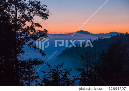 fog and cloud mountain valley landscape, fog and cloud mountain valley landscape, 12091307