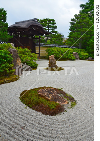 Kaijo's Stone Garden (Daewooen) (Kenninji / Komatsu Higashiyama Ward Komatsu Town) Kaijo's Stone Garden (Daewooen) (Kenninji / Komatsu Higashiyama Ward Komatsu Town) 12092002
