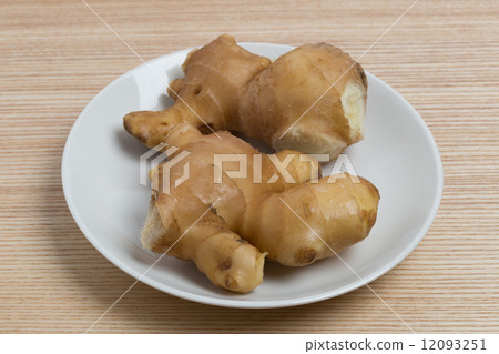 Ginger  12093251