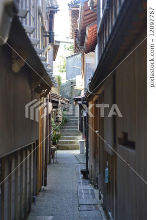 Akari slope 12097767